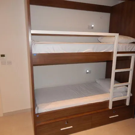 Hostel Athena Boutique *